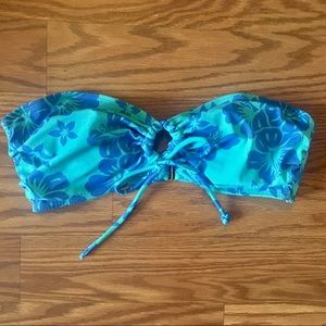 Victoria’s Secret Bandeau Bikini Top